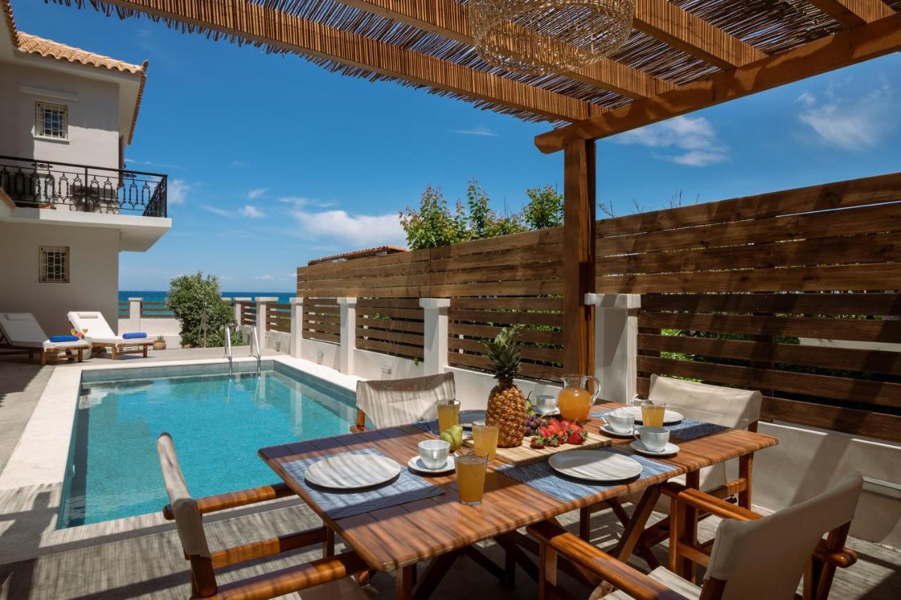 Villa Elizabeth - Seafront Classic Villa! Argassi Exterior foto